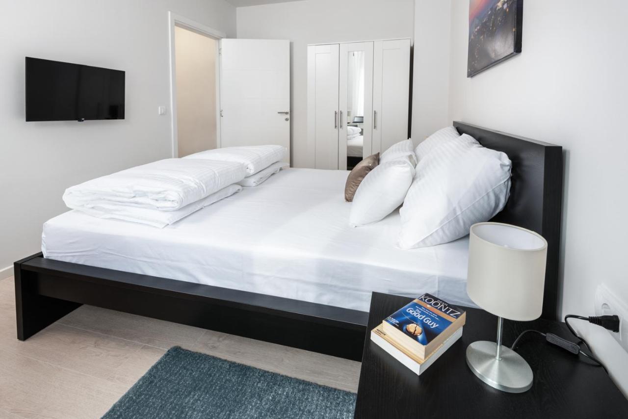 Apartment Vracar Belgrade, St Sava Church Park Luaran gambar